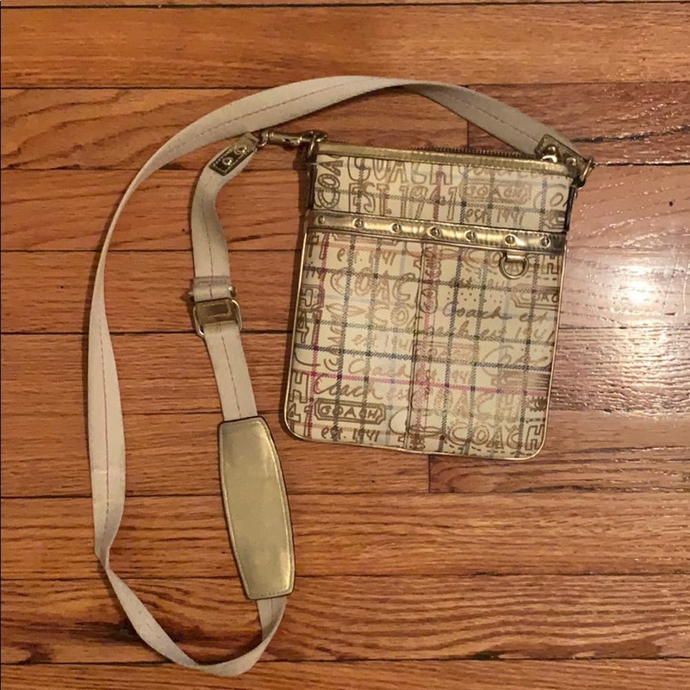COACH CROSSBODY PURSE